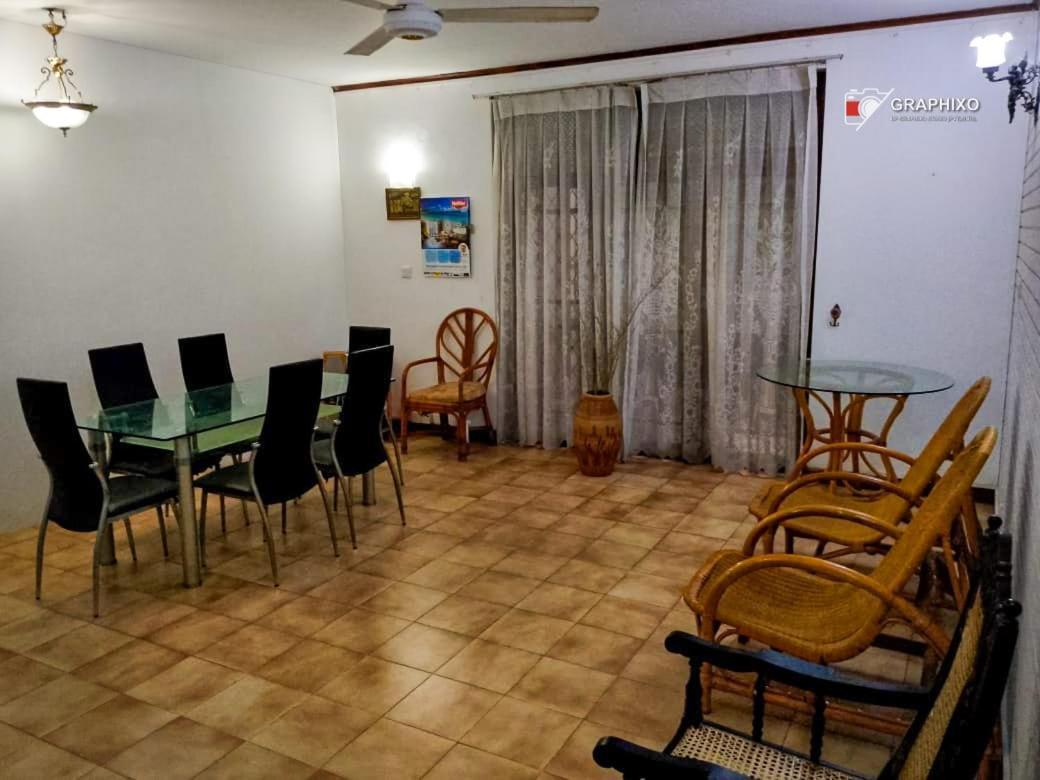 Ceylon Travel And Stay Lodge Battaramulla Ngoại thất bức ảnh